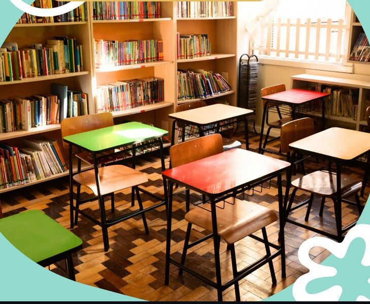 Arquivo:BibliotecaCID.jpg